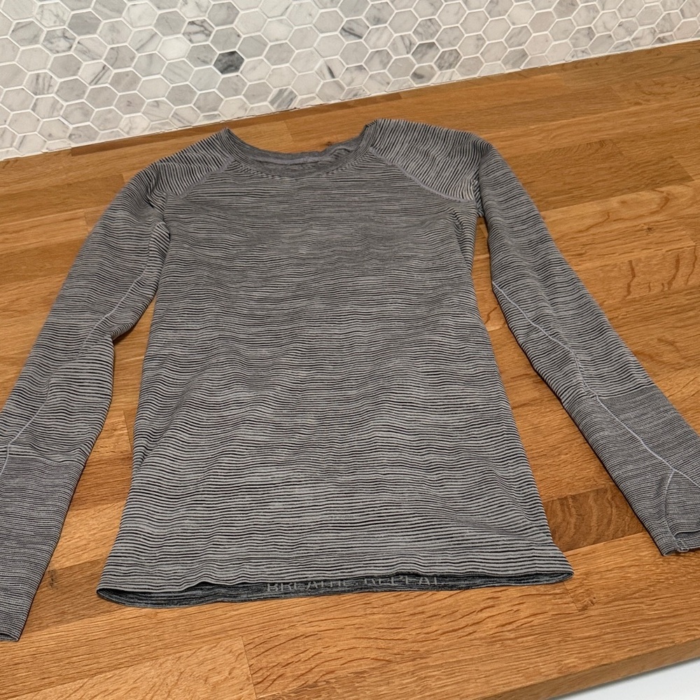 Lululemon Swiftly Long Sleeve Shirt
